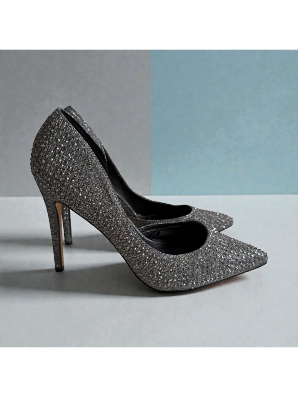 STEVE MADDEN Proper Silver Jeweled Embellished Heels Size 8.5